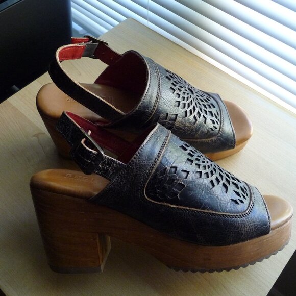 BED STU JINKIE BLACK/BEIGE DISTRESSED LEATHER PATFORM HEEL SANDALS BOHO SIZE 8 - Picture 1 of 5